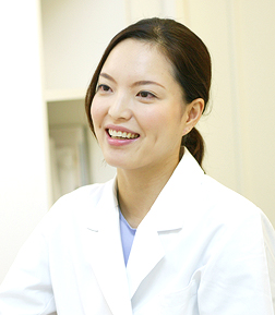 総院長　北山　英美子 
